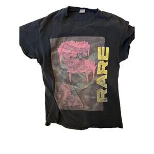 Rare Flowers Gildan Black T-Shirt Mens M